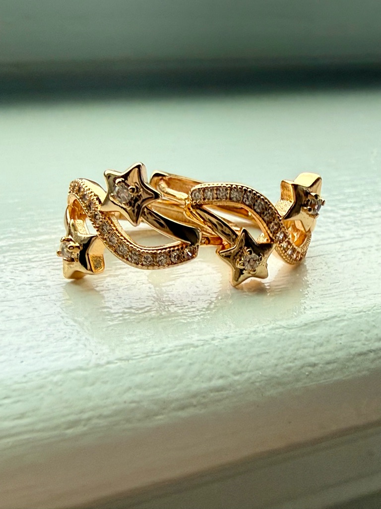 New! 14k Gold Plated Small Huggies Earrings With Waves And Stars Details